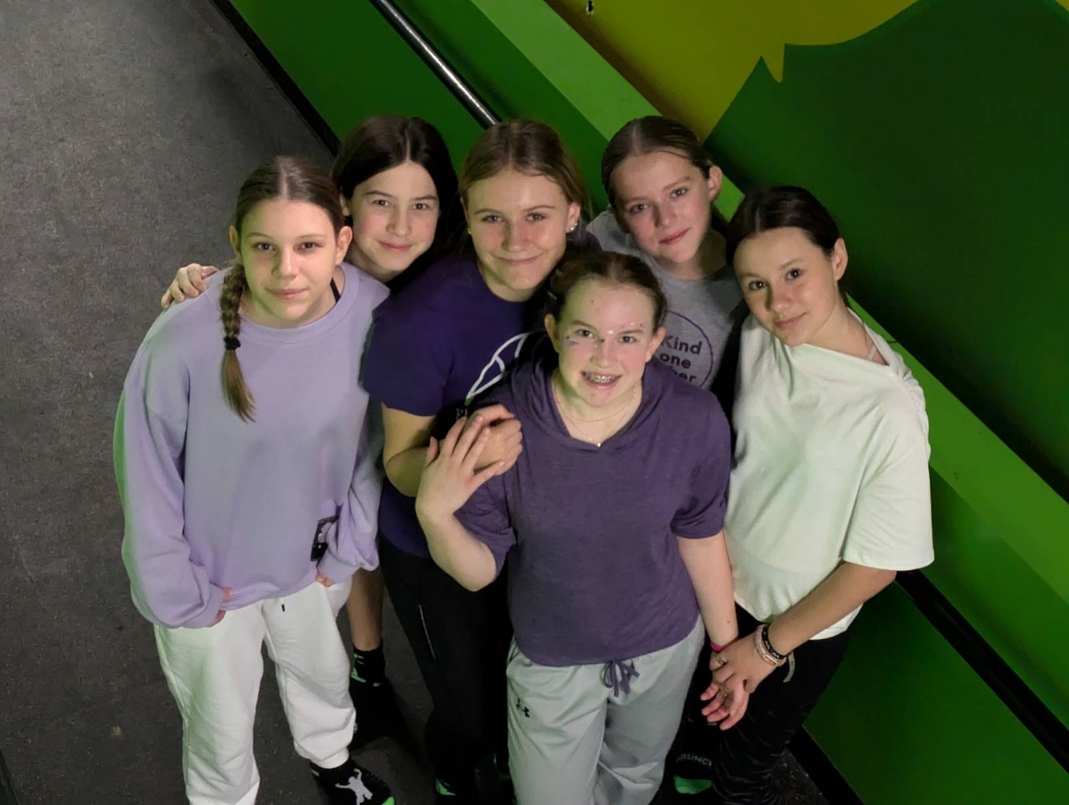 Biltmore_3 image Middle school classroom learning at ELS