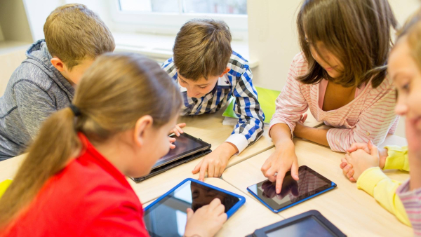 Digital Safety and Screen Time Guidelines for Christian Families